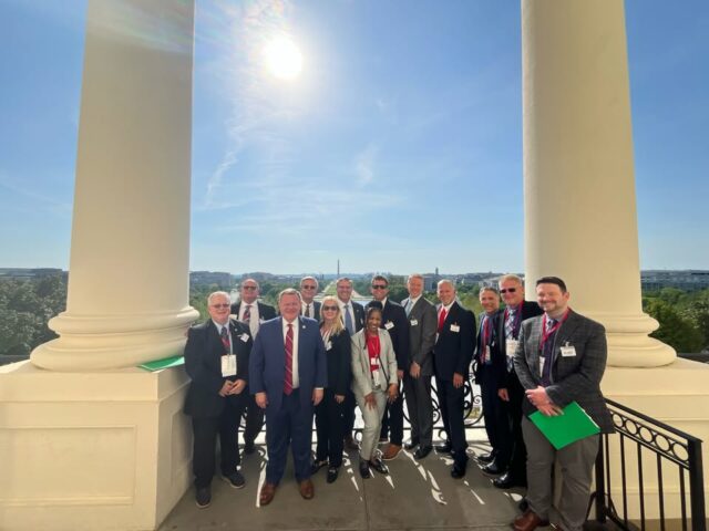 𝗣𝗼𝘄𝗲𝗿𝗶𝗻𝗴 𝗨𝗽 𝗣𝗼𝗹𝗶𝗰𝘆 𝗶𝗻 𝗗.𝗖.⚡🇺🇸

EnergyUnited is meeting with members of Congress this week to advocate for smart energy policies that keep power reliable, affordable and sustainable. #EU4U