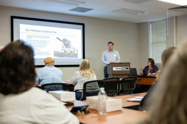 𝗥𝗲𝗮𝗹 𝗖𝗼𝗻𝗻𝗲𝗰𝘁𝗶𝗼𝗻𝘀  🤝 

Being there for our members means staying connected—day or night. MAC meetings help us listen, learn and lead with purpose.

#EnergyUnitedWay