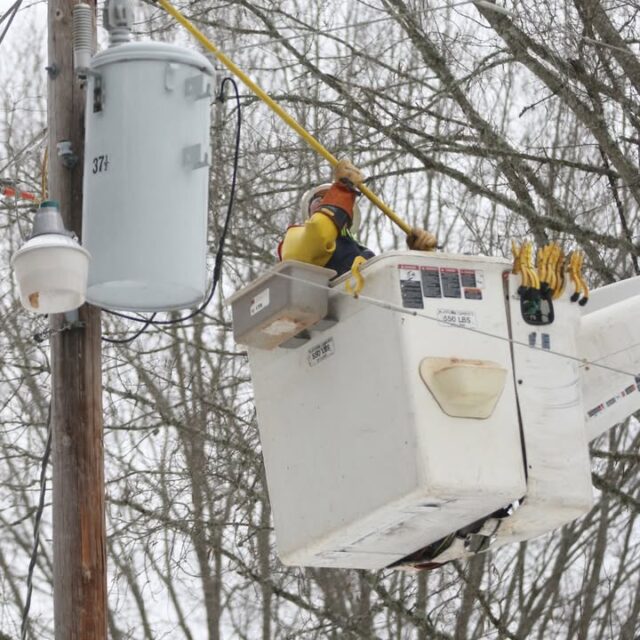 ❄️ Winter Storm Fern Update ❄️ 
EnergyUnited is continuing to prepare for Winter Storm Fern, which is expected to bring sleet, freezing rain, and icy conditions beginning tonight. Forecasts show ¼–½ inch of ice, increasing the risk of fallen trees, blocked roads, power outages, and extended restoration times. 

Our crews are staged and ready, with 265 field employees—comprised of EnergyUnited personnel, EnergyUnited contractors and mutual aid — along with 130 EnergyUnited support employees are ready to respond, but restoration can begin only when conditions are safe.   

❄️ Members should: 
✔️ Report outages via My EnergyHub or 1-800-EUNITED (1-800-386-4833) 
✔️ Avoid travel and stay away from downed power lines 
✔️ Monitor weather updates and the EnergyUnited outage map 
✔️ Use generators safely—never indoors 

❄️ We’ll continue sharing updates as conditions change. Please prepare now and stay safe.