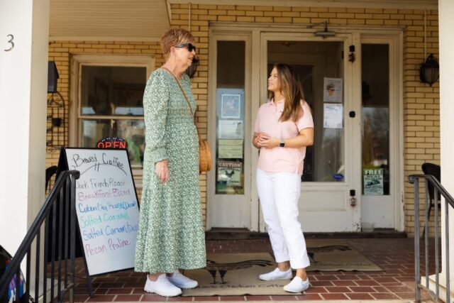 Community is built one conversation at a time. ☕💙

Every conversation with our members strengthens the connections that power the communities we serve.

We're grateful for members who share their stories, perspectives and experiences to help us continuously improve.
 
#TheEnergyUnitedWay