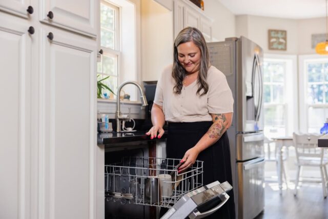 Looking for simple ways to use less energy at home? Try these three habits:

• Run the dishwasher only when it’s full and let dishes air-dry. 🍽️  
• Set your thermostat to a comfortable temperature and keep it steady. Lowering it won’t cool your home faster. 🌡️  
• Choose cold water for laundry when you can.👚

Small habits can make a difference. Find more energy-saving tips: https://zurl.co/SdBd2

#TheEnergyUnitedWay