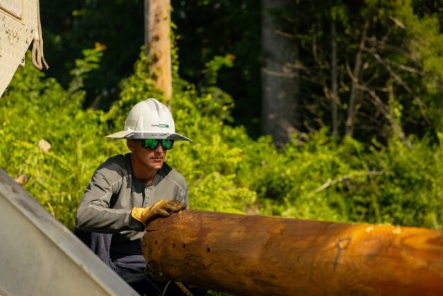 Every pole set by our cooperative represents a long-term investment in delivering reliable energy to the communities we serve. With a lifespan of around 40 years, each pole needs to be set correctly from the start. Taking the time to get every step right helps protect our crews and keeps the infrastructure our communities depend on strong. 

#TheEnergyUnitedWay